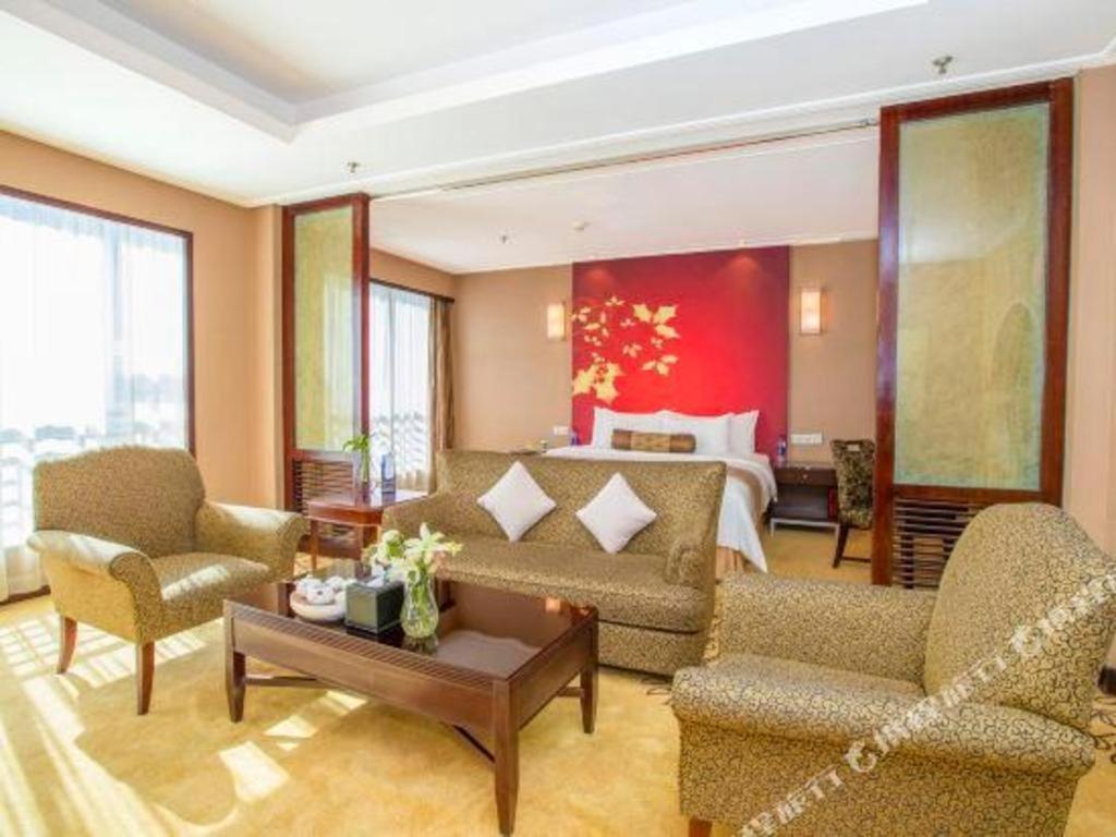 Qingdao Blue Horizon Hotel Laoshan Exteriör bild