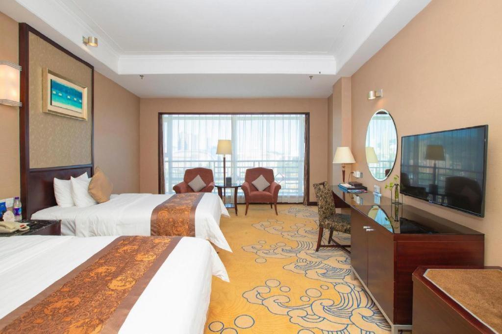 Qingdao Blue Horizon Hotel Laoshan Exteriör bild