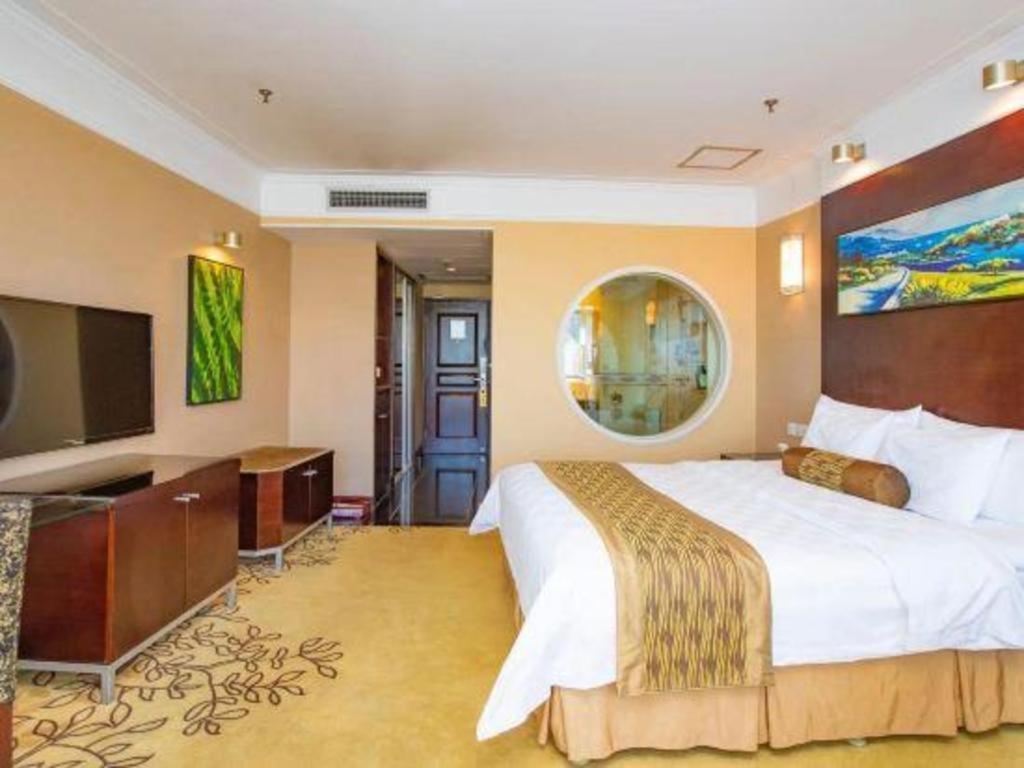 Qingdao Blue Horizon Hotel Laoshan Exteriör bild